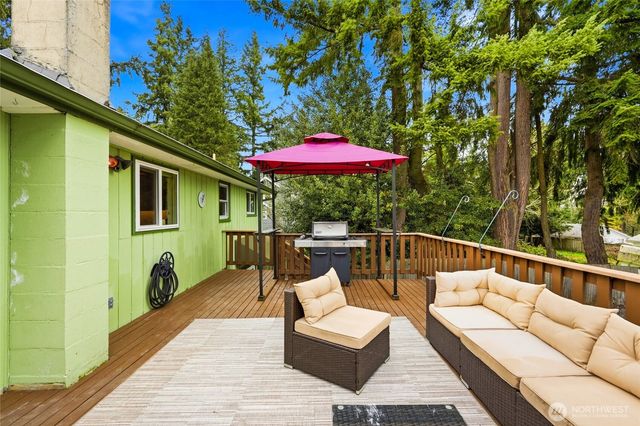 7203 Olympic Drive, Everett, WA 98203