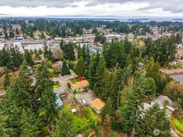 7203 Olympic Drive, Everett, WA 98203