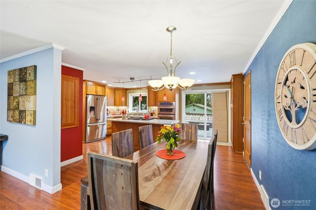 7203 Olympic Drive, Everett, WA 98203