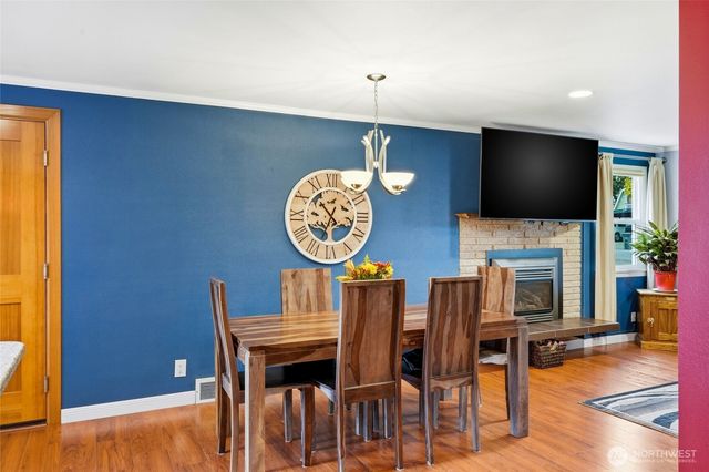 7203 Olympic Drive, Everett, WA 98203