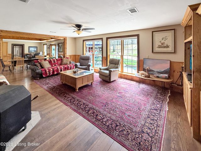 850 Cedar Hill Dr, Elizabethtown, KY 42701