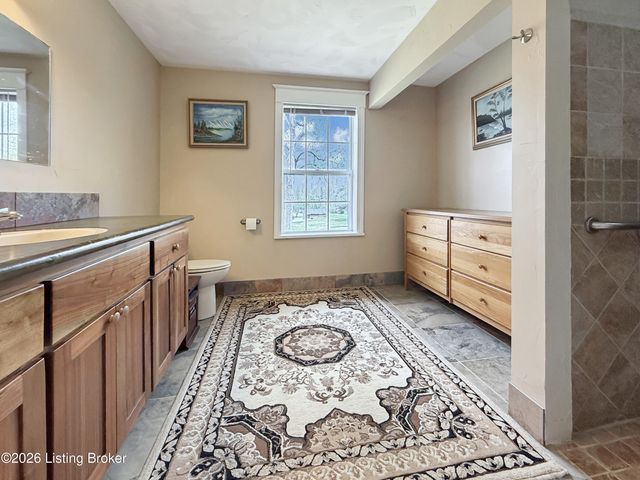 850 Cedar Hill Dr, Elizabethtown, KY 42701
