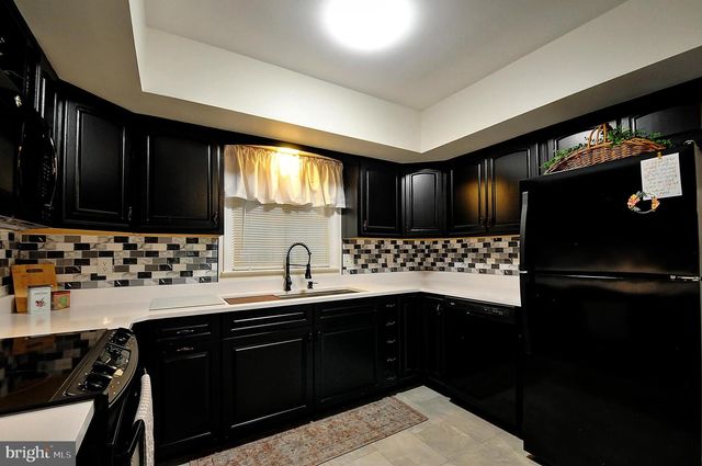122 ARMSTRONG PL, Winchester, VA 22602