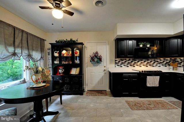 122 ARMSTRONG PL, Winchester, VA 22602