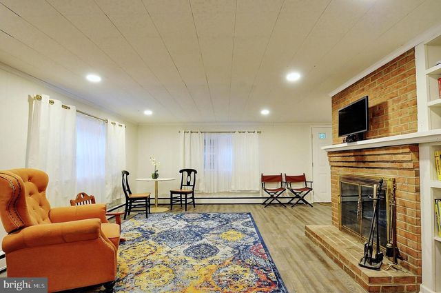 122 ARMSTRONG PL, Winchester, VA 22602