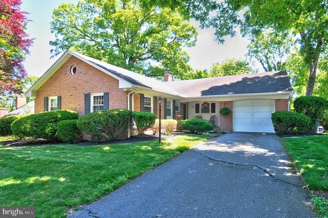 122 ARMSTRONG PL, Winchester, VA 22602