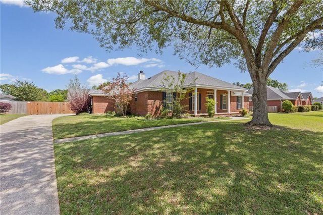 1193 Wakefield Court S, Mobile, AL 36695