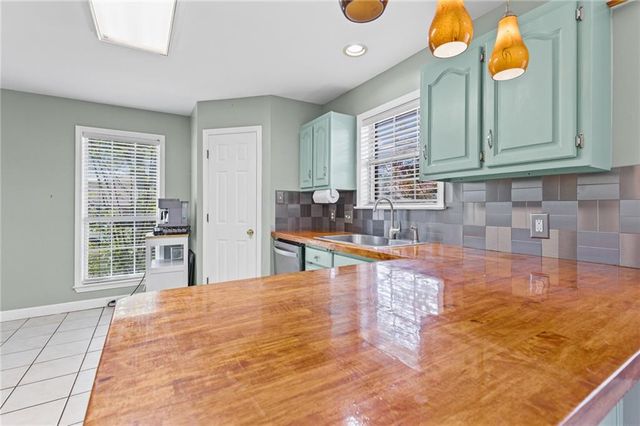 1193 Wakefield Court S, Mobile, AL 36695
