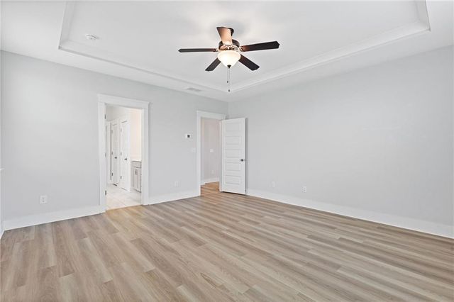 604 Redfish Way, Hoschton, GA 30548