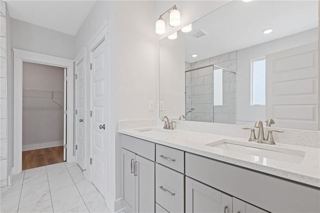 604 Redfish Way, Hoschton, GA 30548