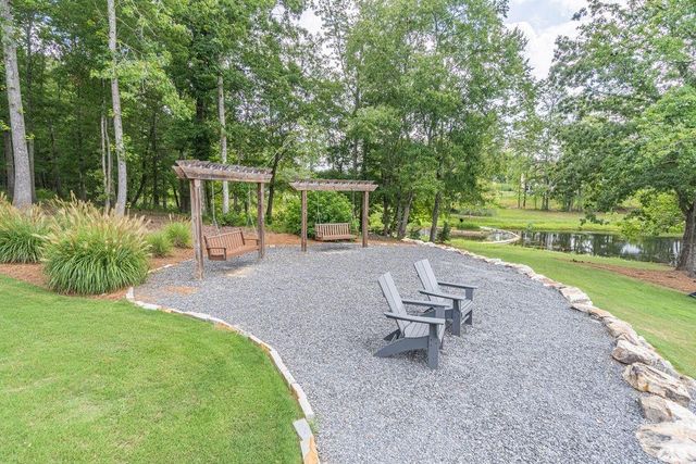 604 Redfish Way, Hoschton, GA 30548