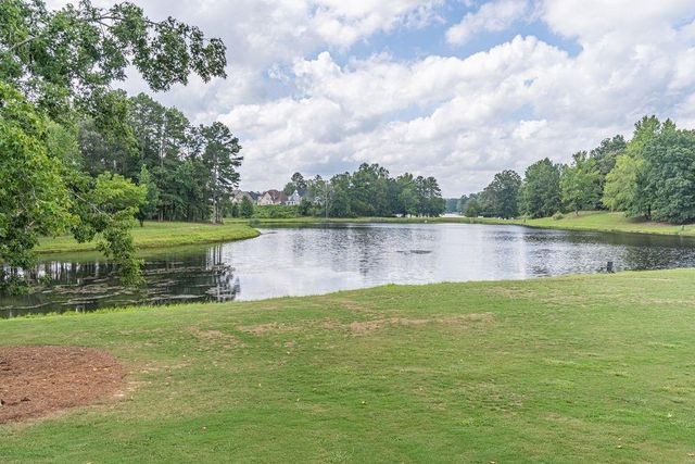604 Redfish Way, Hoschton, GA 30548