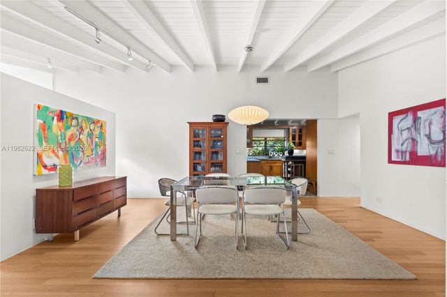 2132 Middle River Dr, Fort Lauderdale, FL 33305