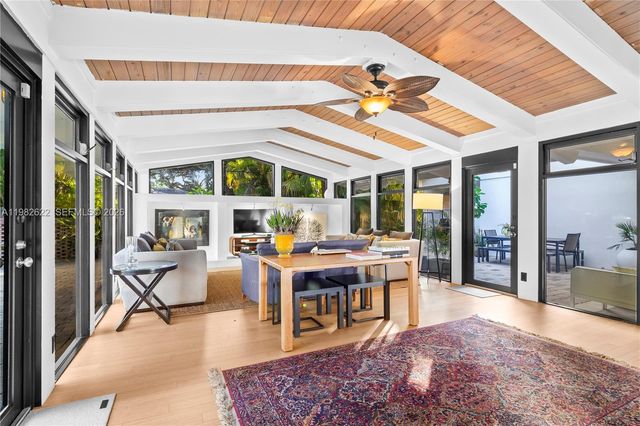 2132 Middle River Dr, Fort Lauderdale, FL 33305