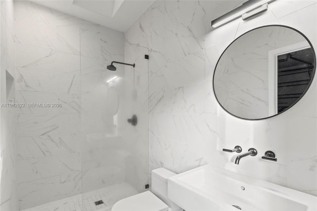 2132 Middle River Dr, Fort Lauderdale, FL 33305