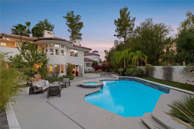 2233 Versailles Court, Henderson, NV 89074