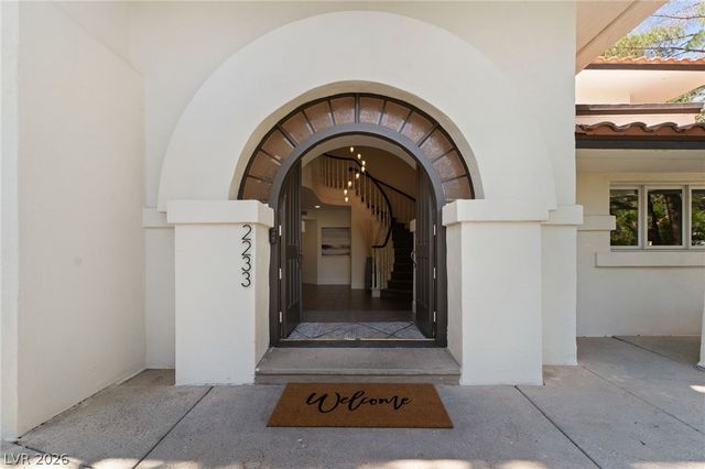 2233 Versailles Court, Henderson, NV 89074