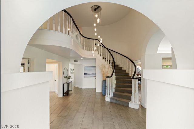 2233 Versailles Court, Henderson, NV 89074
