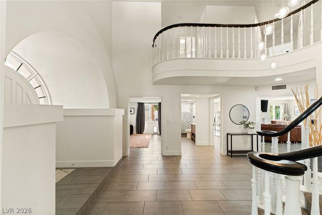 2233 Versailles Court, Henderson, NV 89074