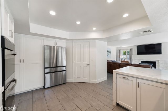 2233 Versailles Court, Henderson, NV 89074