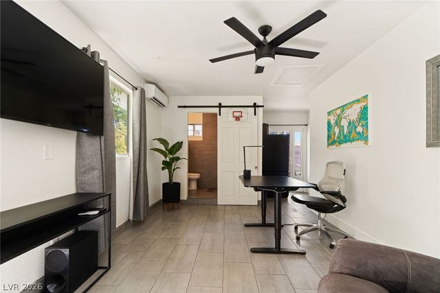 2233 Versailles Court, Henderson, NV 89074