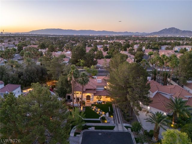 2233 Versailles Court, Henderson, NV 89074