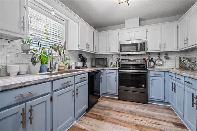 915 Linlen Avenue, Mobile, AL 36609