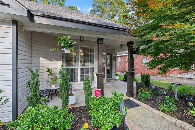 915 Linlen Avenue, Mobile, AL 36609