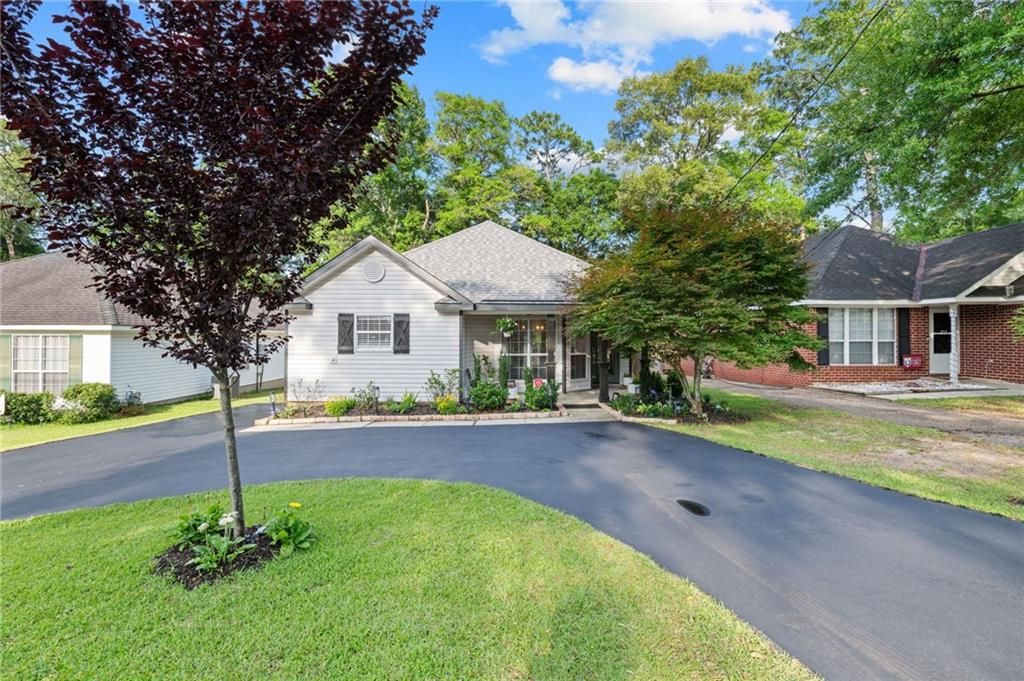 915 Linlen Avenue, Mobile, AL 36609