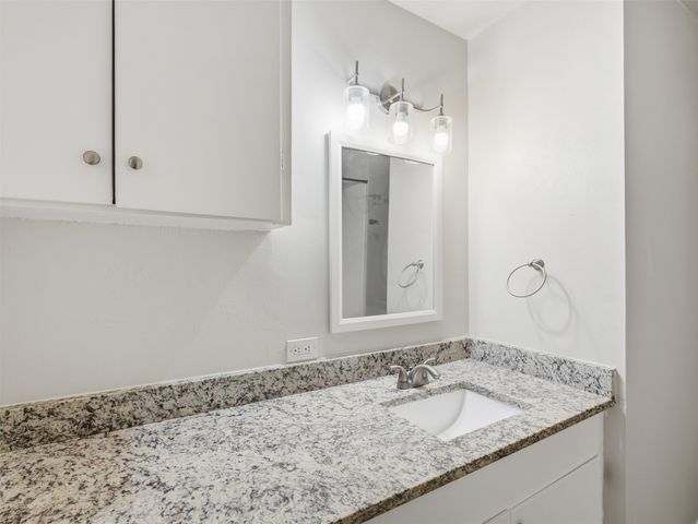 5124 Nadine Drive, Haltom City, TX 76117