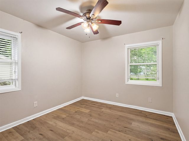 5124 Nadine Drive, Haltom City, TX 76117