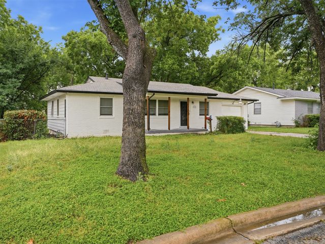 5124 Nadine Drive, Haltom City, TX 76117