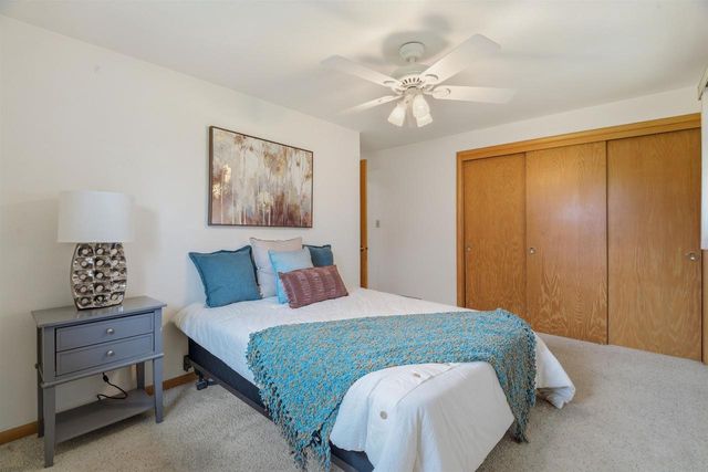 1613 S TELULAH AVENUE, Appleton, WI 54915