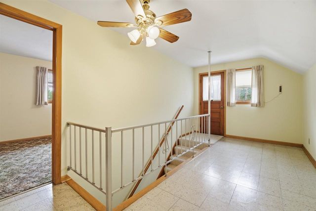 1613 S TELULAH AVENUE, Appleton, WI 54915