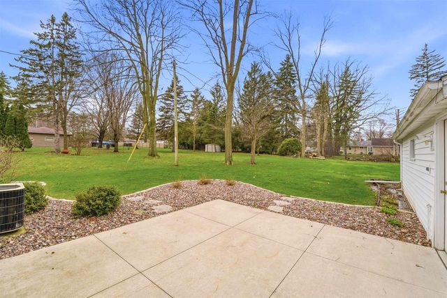 1613 S TELULAH AVENUE, Appleton, WI 54915