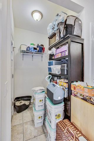 2700 N Artesian Avenue 1, Chicago, IL 60647