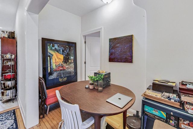 2700 N Artesian Avenue 1, Chicago, IL 60647