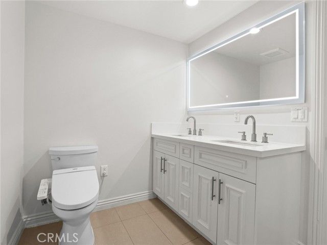 1598 Long Beach 214, Long Beach, CA 90813