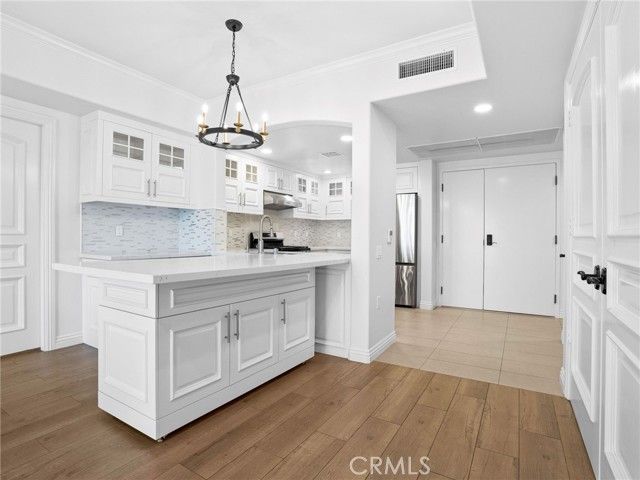 1598 Long Beach 214, Long Beach, CA 90813