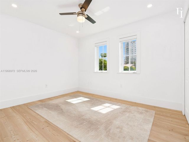 322 Madeira Ave 401, Coral Gables, FL 33134