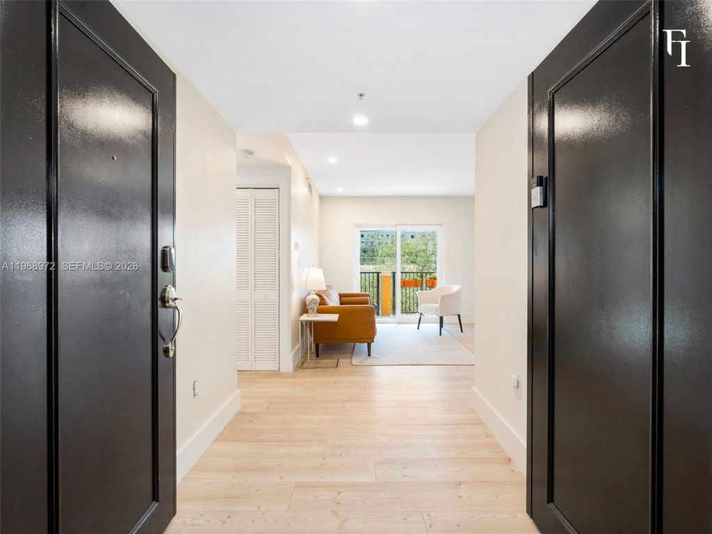 322 Madeira Ave 401, Coral Gables, FL 33134