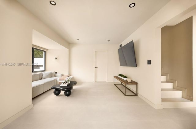 2805 SW 4th Ave, Miami, FL 33129