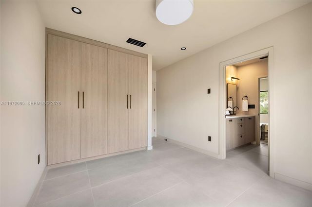 2805 SW 4th Ave, Miami, FL 33129