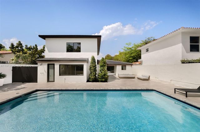 2805 SW 4th Ave, Miami, FL 33129