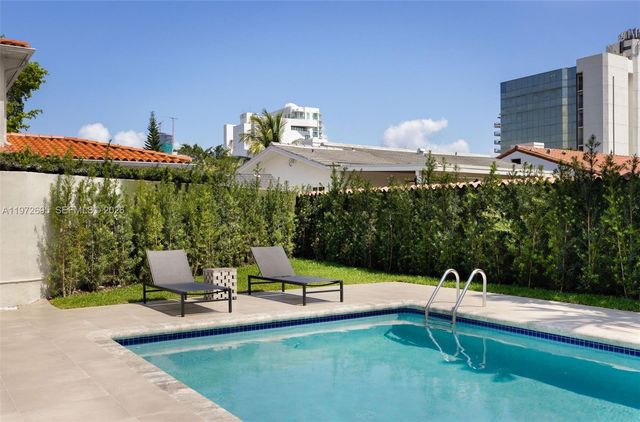 2805 SW 4th Ave, Miami, FL 33129