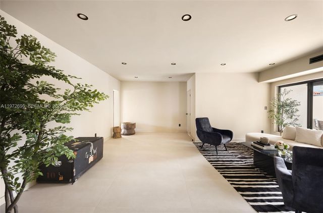 2805 SW 4th Ave, Miami, FL 33129