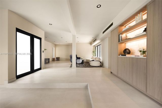 2805 SW 4th Ave, Miami, FL 33129