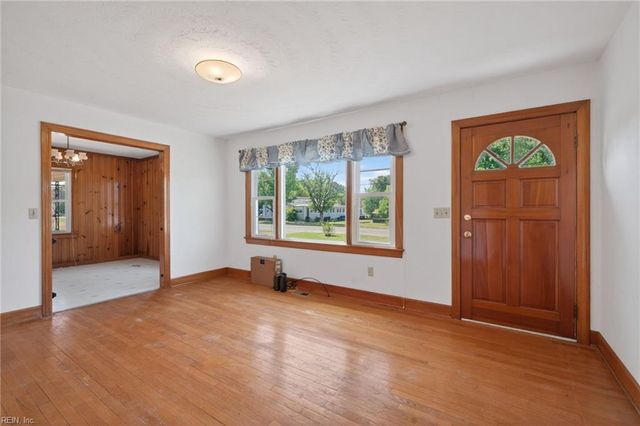 204 Country Club RD, Franklin, VA 23851