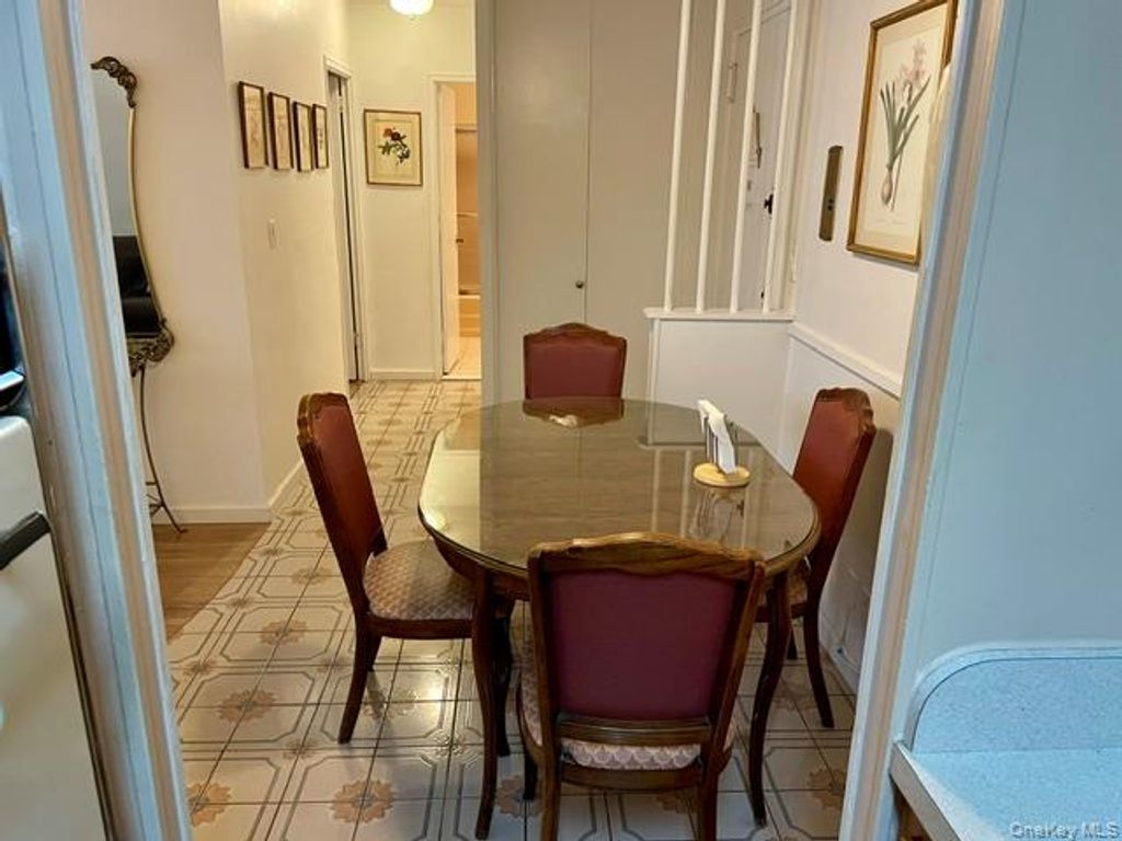 52-30 39 Drive 3J, Woodside, NY 11377 — photo 3