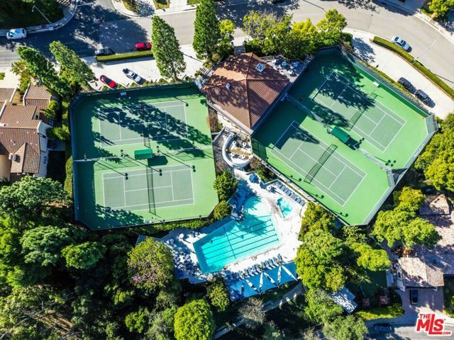 2792 Bottlebrush Drive, Los Angeles, CA 90077